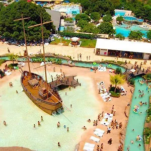 Piazza Diroma Com Acesso Ao Acqua Park E Splash - Temporada Cn Adriele Apart-hotel Caldas Novas